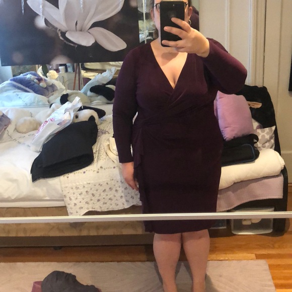 Elegant purple long sleeve,sexy plunge mid length - Picture 4 of 5